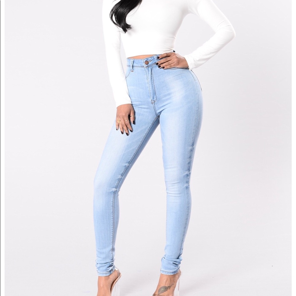 Fashion Nova BRAND NEW Lets Get It On Jeans-Light